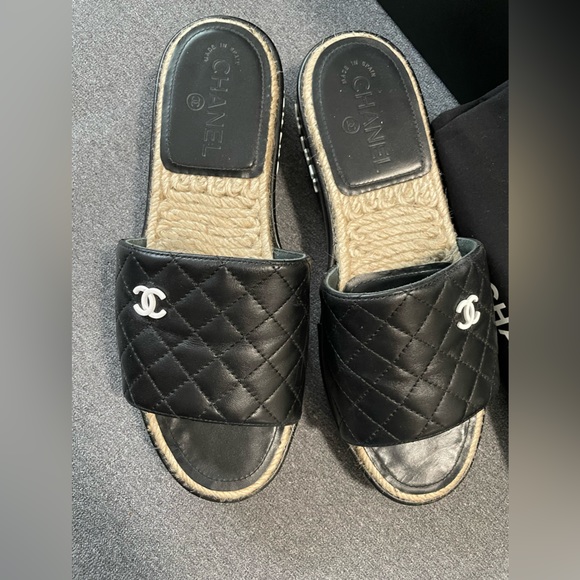 Chanel espadrille sandals size 40 black quilted leather platform slides mules - Picture 4 of 8